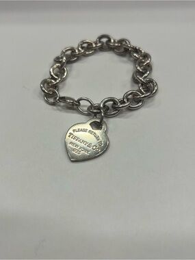 Tiffany & Co. Silver Heart Tag Link Bracelet